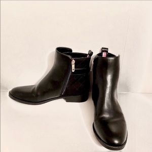⚫️Tommy Hilfiger Ankle Booties⚫️